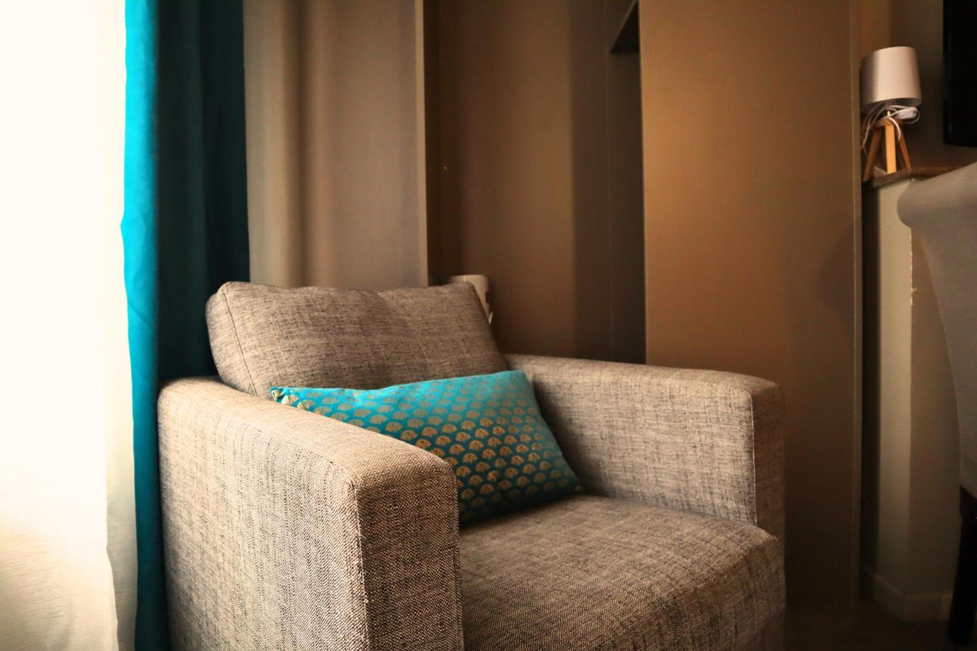 Studios & Appartements Confortables Au Centre De Bourbourg - Gare A Proximite Esterno foto