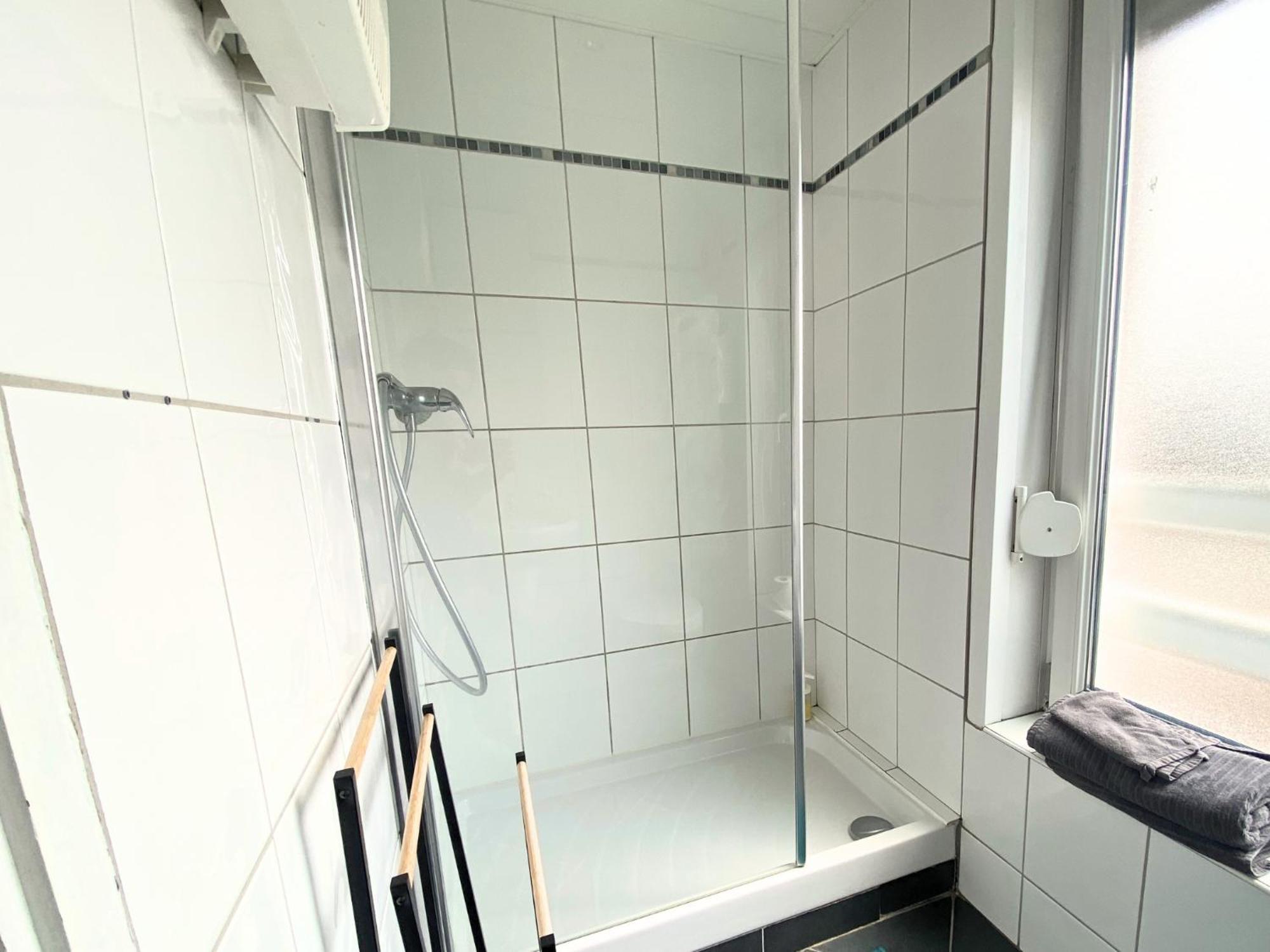Studios & Appartements Confortables Au Centre De Bourbourg - Gare A Proximite Camera foto